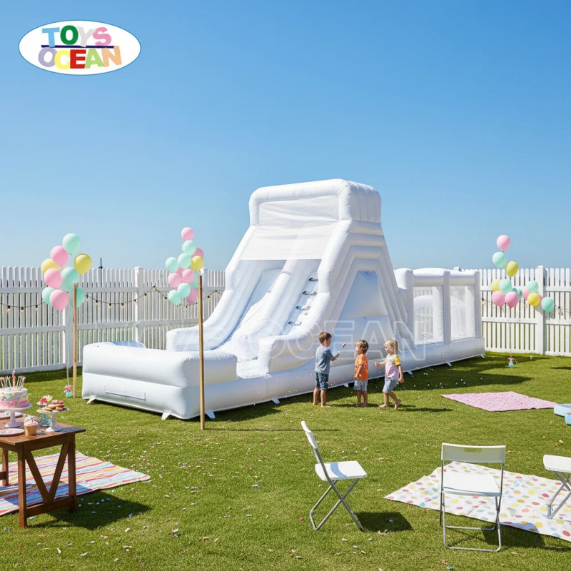 Water Slide Inflatable - Scivolo d'Acqua Gonfiabile Bianco con Lungo